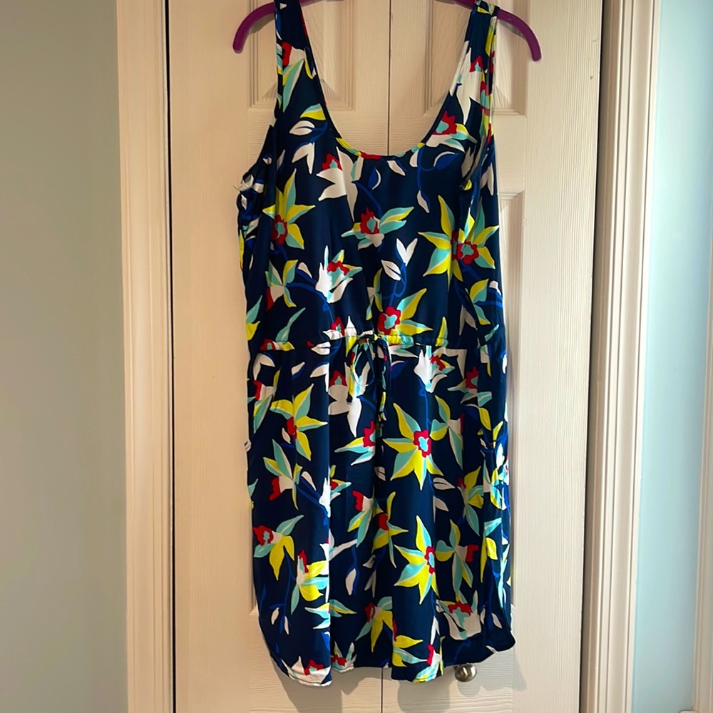 🌴🌺Headed to a tropical destination? You need this!☀️